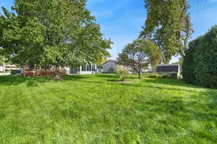 1363 E Kenilworth Ave, Palatine, IL 60074 - Photo 36