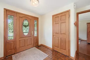 1363 E Kenilworth Ave, Palatine, IL 60074 - Photo 4