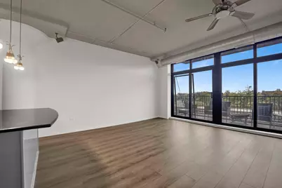 1525 S Sangamon Street #310, Chicago, IL 60608 - Photo 4