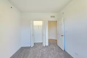 10201 Camden Ln, Bridgeview, IL 60455 - Photo 16