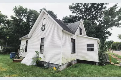 1114 W 4th Street, Dixon, IL 61021 - Photo 2