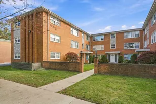 6927 W 64th Pl, Chicago, IL 60638 - Photo 2