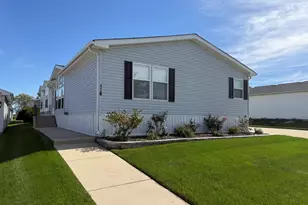 416 Hyacinth Ln, Matteson, IL 60443 - Photo 2