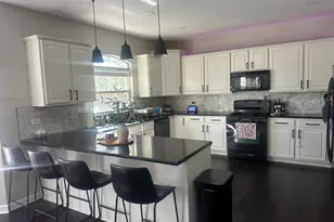 1690 Edmonds Ave, New Lenox, IL 60451 - Photo 6
