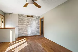 6581 Happy Acres Rd, Rockford, IL 61101 - Photo 4