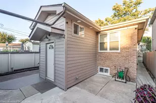 3318 N Oriole Ave, Chicago, IL 60634 - Photo 28