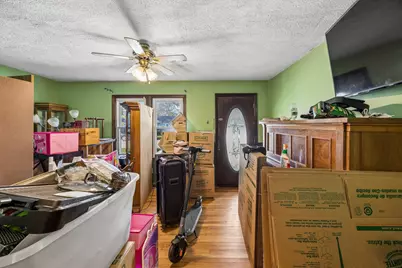 142 S Douglas Avenue, Bradley, IL 60915 - Photo 4