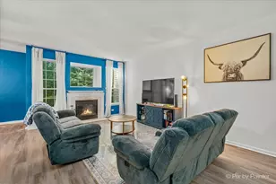 2304 Sandy Creek Dr, Algonquin, IL 60102 - Photo 6