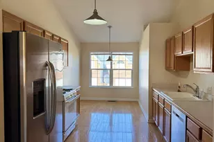 86 Allerton Dr, Schaumburg, IL 60194 - Photo 8