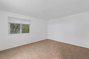 17830 Princeton Ln, Country Club Hills, IL 60478 - Photo 10
