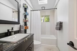 912 Cornell Ln, Schaumburg, IL 60193 - Photo 8