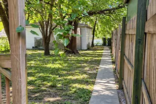730 N Troy St, Chicago, IL 60612 - Photo 4