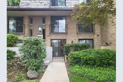 1709 Northfield Square #B, Northfield, IL 60093 - Photo 1