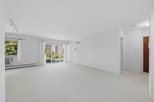 10361 Dearlove Rd, Glenview, IL 60025 - Photo 4