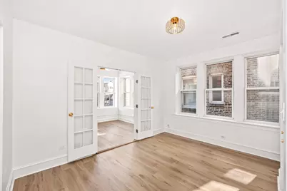 7012 S Paxton Avenue #2N, Chicago, IL 60649 - Photo 8