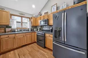 9 E S Ave, Cortland, IL 60112 - Photo 14