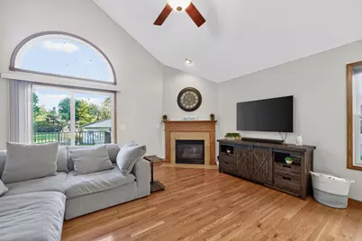 9 E South Avenue, Cortland, IL 60112 - Photo 20