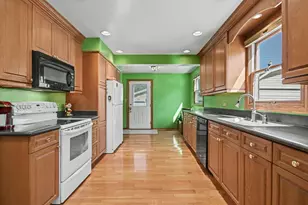 6600 Pine Point Dr, Tinley Park, IL 60477 - Photo 8