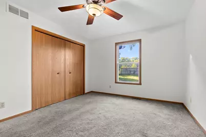547 Logans Run, Machesney Park, IL 61115 - Photo 6