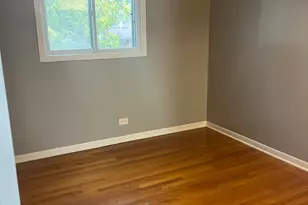 952 N Virginia Ln, Elmhurst, IL 60126 - Photo 8