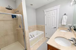2052 W Belmont Ave, Chicago, IL 60618 - Photo 10