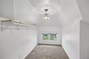 7638 S Merrill Ave, Chicago, IL 60649 - Photo 14