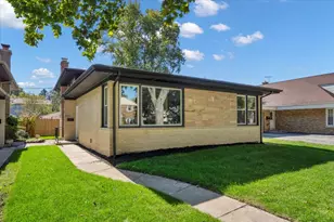 5311 Grove St, Skokie, IL 60077 - Photo 1