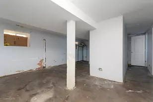 7949 S Aberdeen St, Chicago, IL 60620 - Photo 16