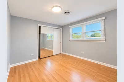 7052 W 64th Place, Chicago, IL 60638 - Photo 18