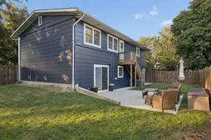 147 Monroe St, Oswego, IL 60543 - Photo 28