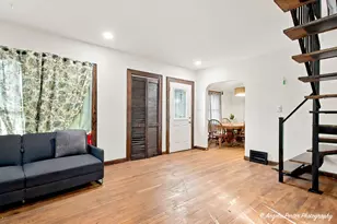906 Ridge Ave, Mundelein, IL 60060 - Photo 6