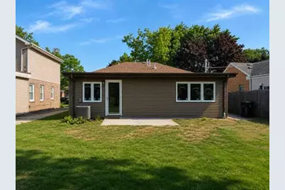 5809 W Main Street, Morton Grove, IL 60053 - Photo 2