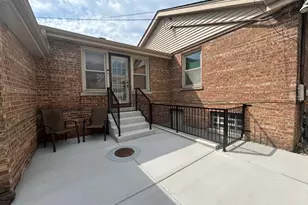 2928 W 92nd St, Evergreen Park, IL 60805 - Photo 28