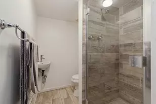 2928 W 92nd St, Evergreen Park, IL 60805 - Photo 24