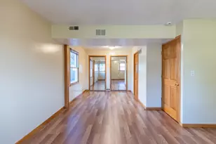 18843 W Deerpath Rd, Grayslake, IL 60030 - Photo 12