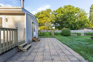 18843 W Deerpath Rd, Grayslake, IL 60030 - Photo 14