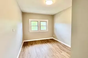 170 S Porter St, Elgin, IL 60120 - Photo 14