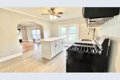 170 S Porter Street #2, Elgin, IL 60120 - Photo 8