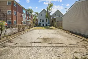 820 E 90th Pl, Chicago, IL 60619 - Photo 20