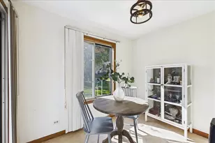 2254 Petworth Ct, Naperville, IL 60565 - Photo 12