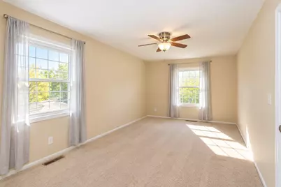 624 Green Oaks Drive, Crystal Lake, IL 60014 - Photo 18