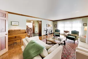 570 N Forest Dr, Addison, IL 60101 - Photo 14