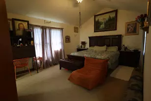 2166 Jordan Ln, Elgin, IL 60123 - Photo 8