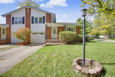 1301 S Oak Street, Pontiac, IL 61764 - Photo 1
