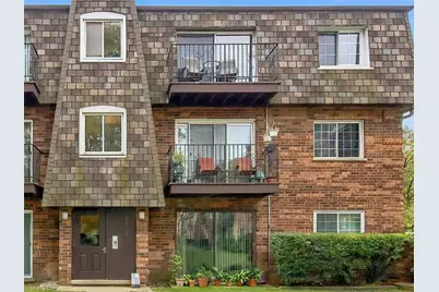 9402 Bay Colony Drive #3W, Des Plaines, IL 60016 - Photo 1