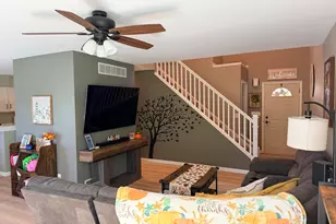213 Oakwood Ave, Oglesby, IL 61348 - Photo 2