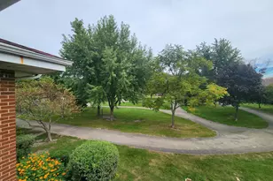1107 E Algonquin Rd, Arlington Heights, IL 60005 - Photo 10