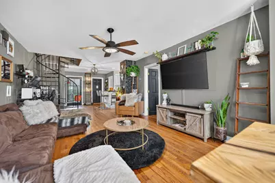 3339 N Hamilton Avenue, Chicago, IL 60618 - Photo 2