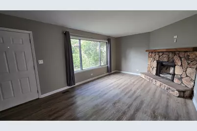 1390 Pebblebeach Drive, Hanover Park, IL 60133 - Photo 2