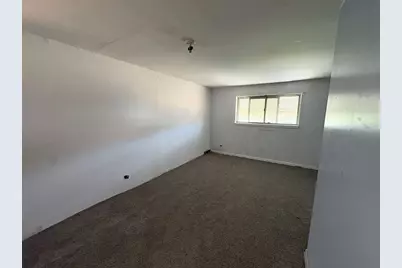 9648 S Indiana Avenue, Chicago, IL 60628 - Photo 2